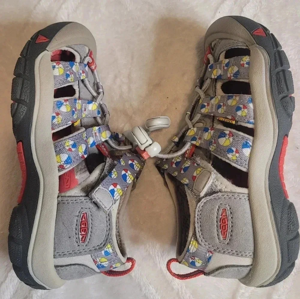 KEEN Newport unisex girls boys outdoors waterproof washable sandals shoes, sz 11